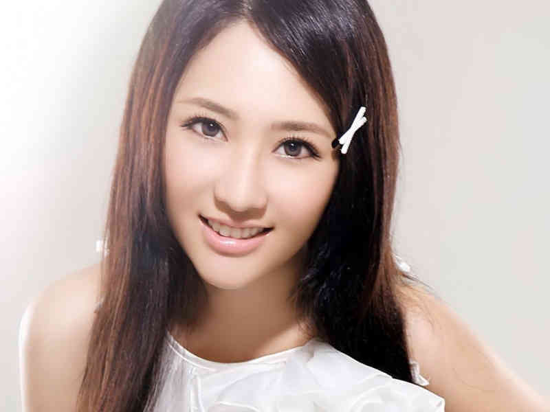 宝马女司机醉驾撞人案开庭 受害女子仍不能自理